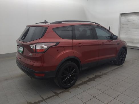 Used 2018 Ford Escape SE w/ SE Sport Appearance Package FWD image 10