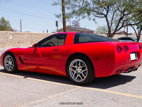 Used 1999 Chevrolet Corvette Coupe w/ Memory Pkg RWD image 20
