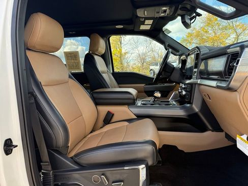 Used 2021 Ford F150 Lariat w/ Equipment Group 502A High image 22