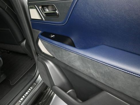 New 2026 INFINITI QX80 4WD w/ Sport Exterior Package image 22