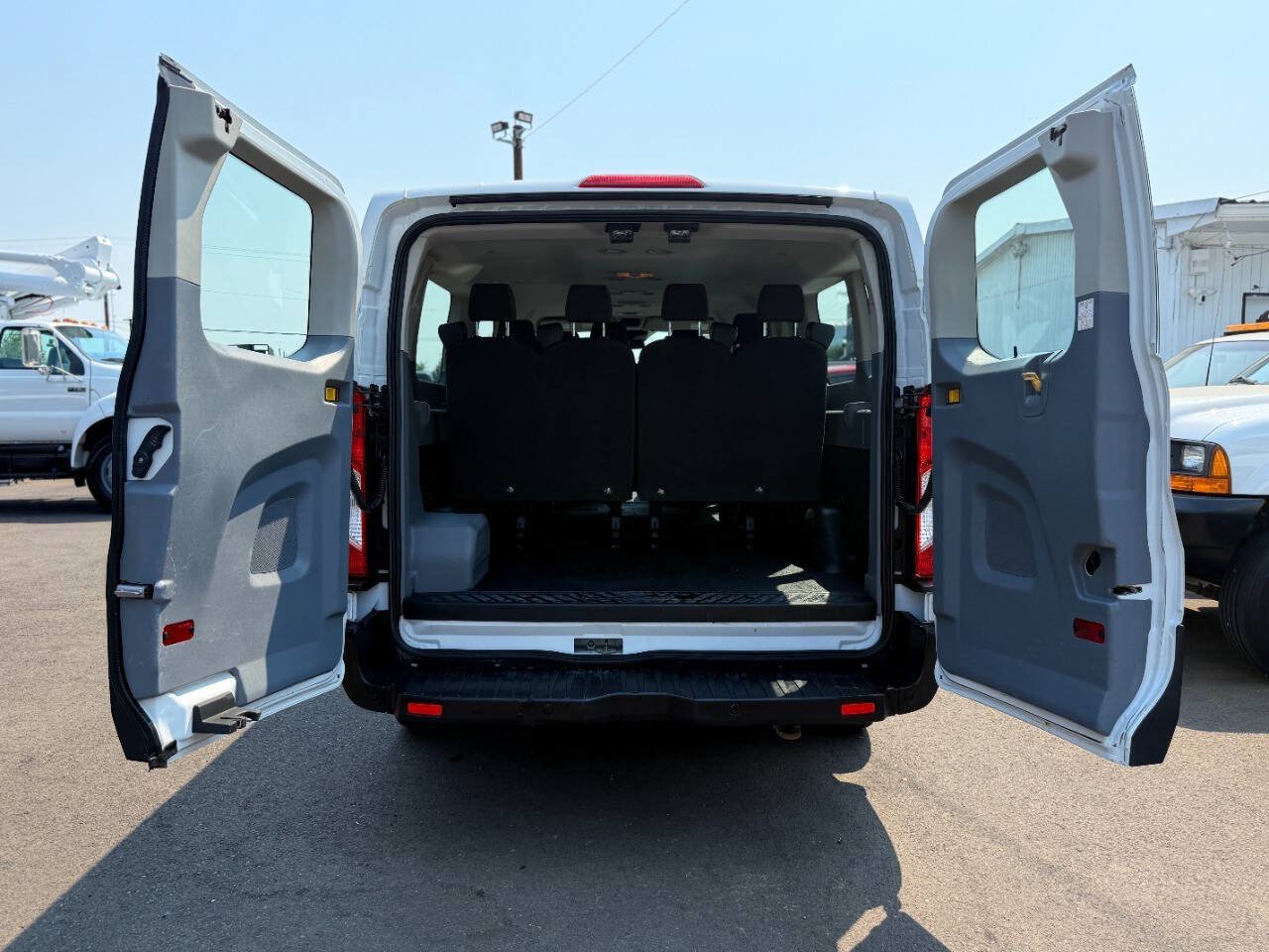 Used 2019 Ford Transit 350 XL RWD image 7