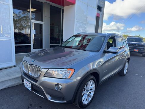 Used 2013 BMW X3 xDrive28i AWD/4WD image 2