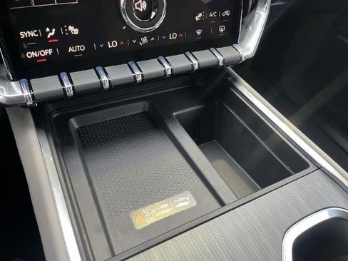 New 2026 GMC Acadia Elevation w/ Elevation Premium Package image 13