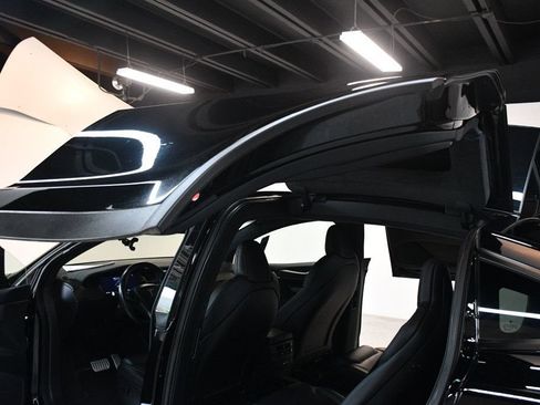 Used 2020 Tesla Model X Performance AWD/4WD image 24