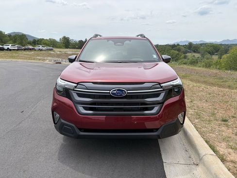 New 2026 Subaru Forester Premium w/ Premium/Sport Hybrid Package AWD/4WD image 2
