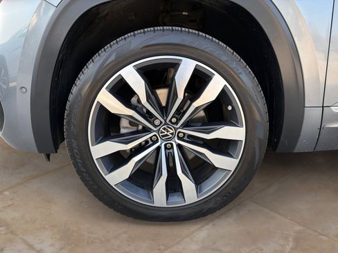Certified 2023 Volkswagen Atlas SEL Premium AWD/4WD image 27