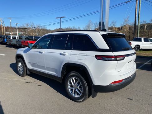 New 2025 Jeep Grand Cherokee Laredo X w/ Luxury Tech Group I image 5