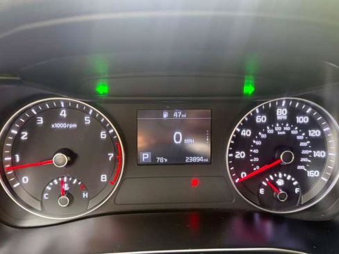 Used 2021 Kia Forte LXS FWD image 14