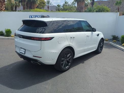 Used 2024 Land Rover Range Rover Sport Dynamic SE AWD/4WD image 5