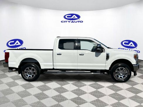 Used 2020 Ford F250 Lariat w/ Lariat Ultimate Package AWD/4WD image 2