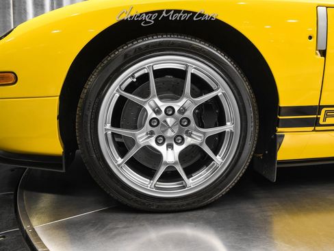 Used 2005 Ford GT image 41