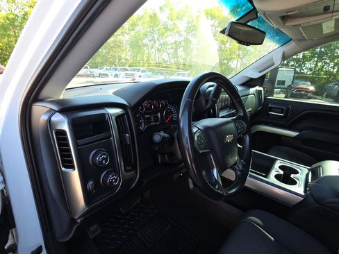 Used 2018 Chevrolet Silverado 1500 LT w/ All Star Edition AWD/4WD image 15