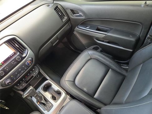 Used 2019 Chevrolet Colorado ZR2 AWD/4WD image 32