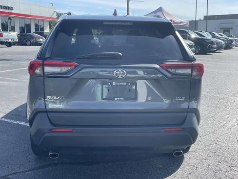 Used 2024 Toyota RAV4 XLE FWD image 8