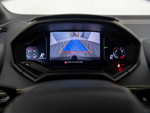 Used 2024 Lamborghini Huracan Sterrato image 29