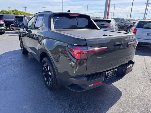 Used 2025 Hyundai Santa Cruz SEL AWD/4WD image 3