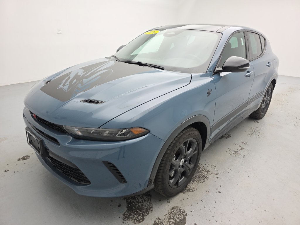 Used 2024 Dodge Hornet R/T Plus w/ R/T Blacktop Package AWD/4WD image 6