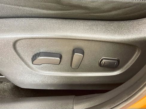 Used 2018 Nissan Rogue SV image 21