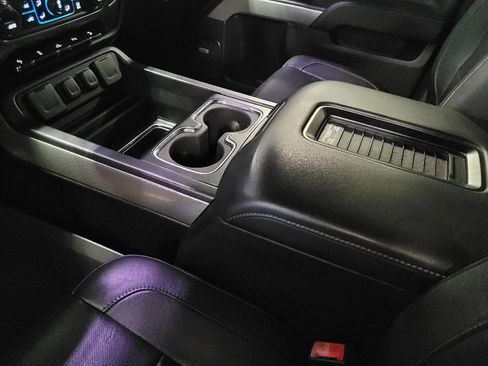 Used 2016 Chevrolet Silverado 1500 LTZ Z71 w/ LTZ Plus Package AWD/4WD image 26