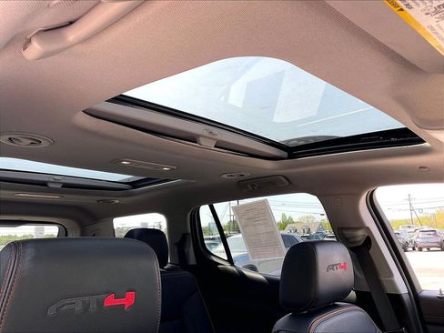 Used 2023 GMC Acadia AT4 w/ Preferred Package AWD/4WD image 22