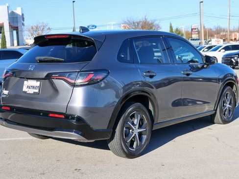 Used 2025 Honda HR-V EX-L image 3