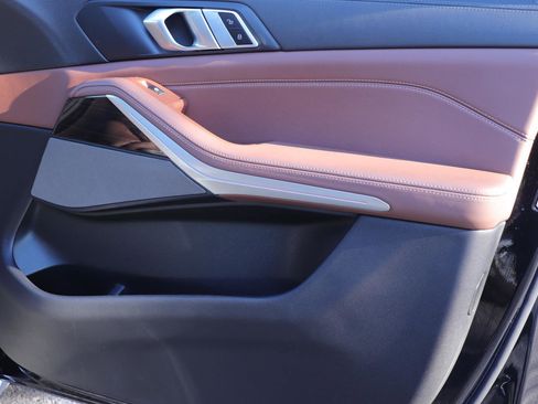 Used 2021 BMW X5 sDrive40i w/ Premium Package image 19