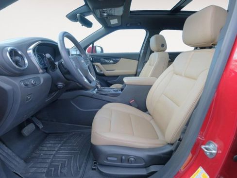 Used 2022 Chevrolet Blazer Premier w/ Enhanced Convenience Package image 11