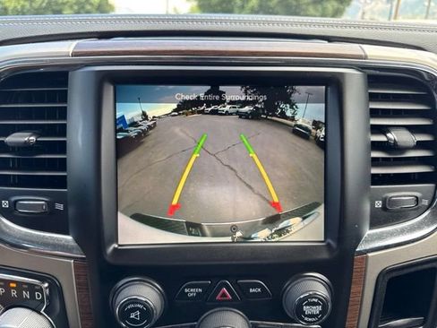 Used 2017 RAM 1500 Laramie AWD/4WD image 28