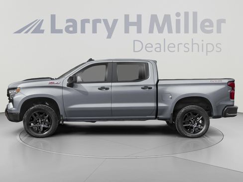 Used 2026 Chevrolet Silverado 1500 LT Trail Boss w/ Convenience Package II AWD/4WD image 3