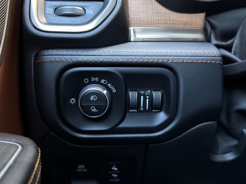 Used 2020 RAM 1500 Limited image 20