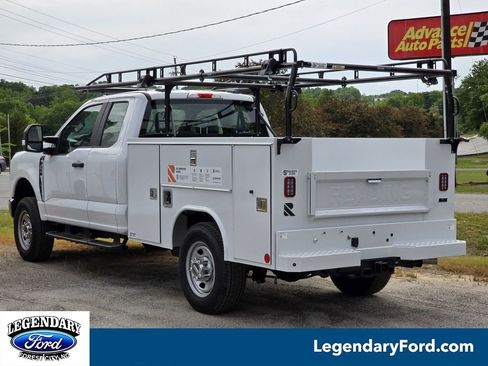 New 2026 Ford F350 XL w/ XL Chrome Package AWD/4WD image 9