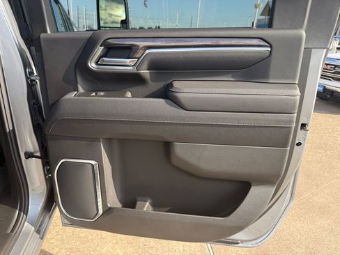 New 2025 Chevrolet Silverado 2500 LTZ w/ LTZ Convenience Package image 40