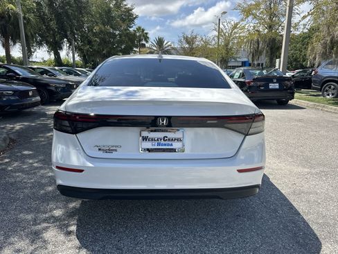 Used 2024 Honda Accord EX image 5