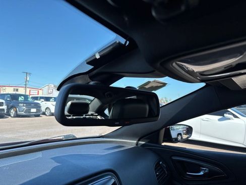 Used 2016 Chrysler 200 S FWD image 17