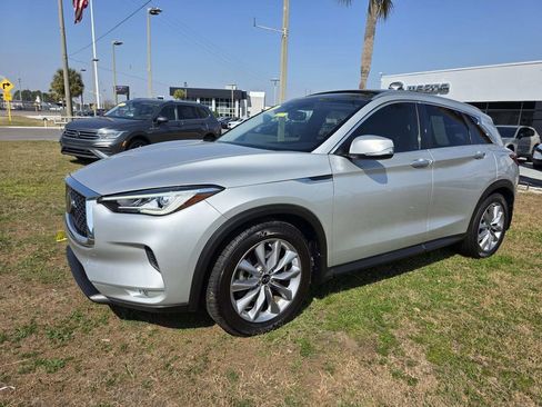 Used 2020 INFINITI QX50 Luxe w/ Navigation Package image 3