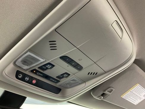 Used 2021 Buick Enclave Essence w/ Sound and Sites Package FWD image 26