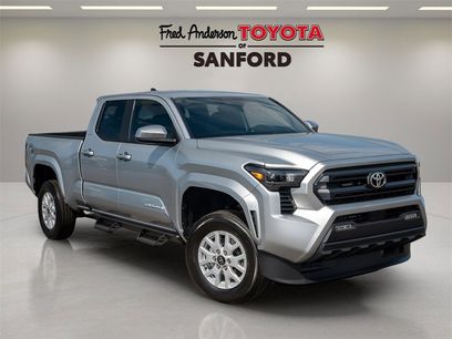 New 2025 Toyota Tacoma SR5