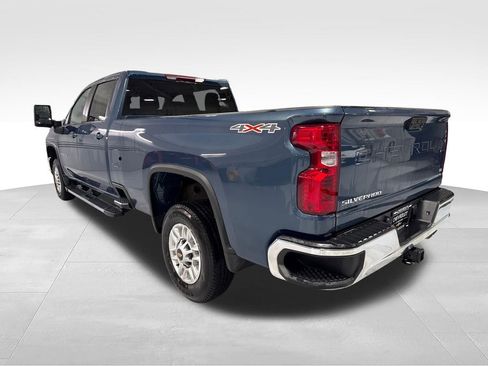 Used 2025 Chevrolet Silverado 2500 LT w/ Convenience Package AWD/4WD image 46