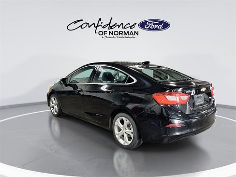 Used 2016 Chevrolet Cruze Premier image 6