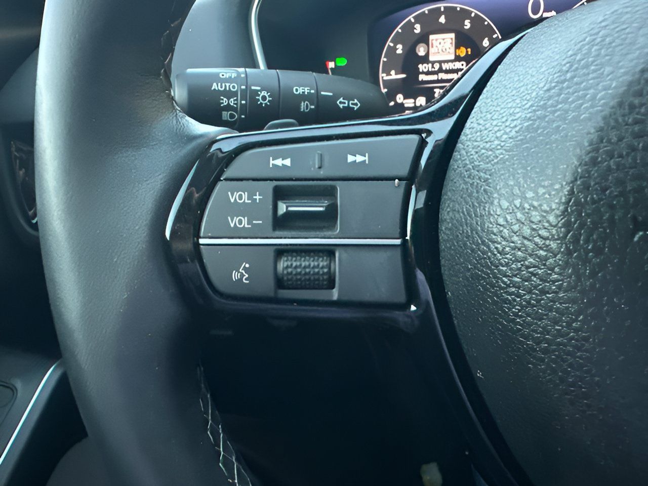Used 2024 Honda Civic Touring image 16