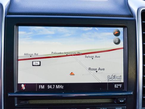 Used 2013 Porsche Cayenne AWD/4WD image 58