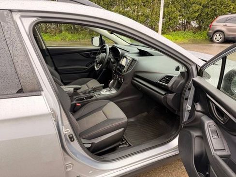 Used 2021 Subaru Crosstrek 2.0i Premium AWD/4WD image 10