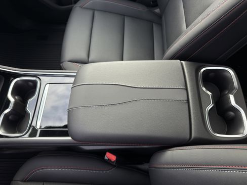 New 2026 Chevrolet Traverse Z71 w/ Driver Confidence Package image 18