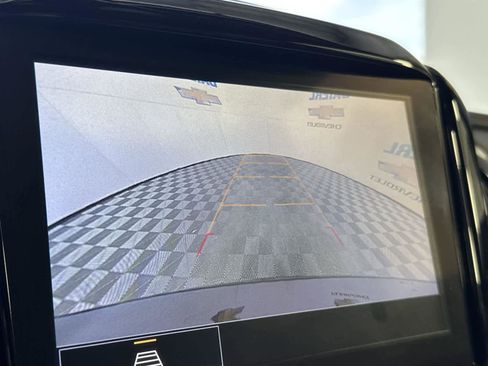 Used 2023 Chevrolet Traverse LT w/ LPO, Floor Liner Package image 18