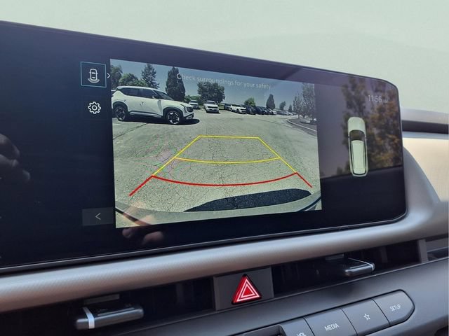 New 2027 Kia Seltos S FWD image 6
