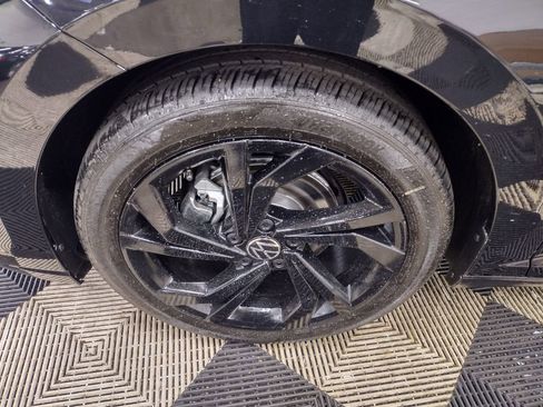 New 2025 Volkswagen Jetta SE image 5