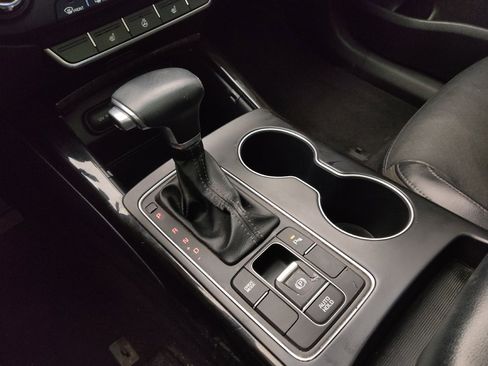 Used 2019 Kia Sorento EX w/ EX Touring Package image 26