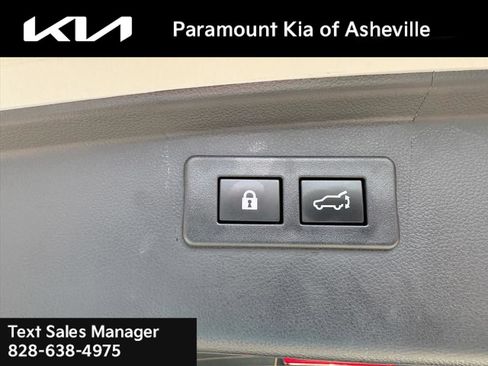 Used 2024 Subaru Outback Premium AWD/4WD image 28