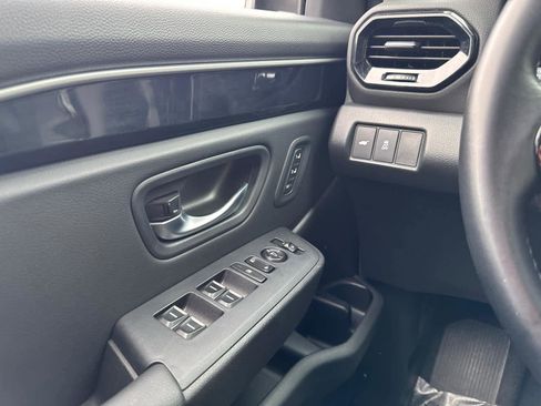 Used 2025 Honda Pilot Touring image 22