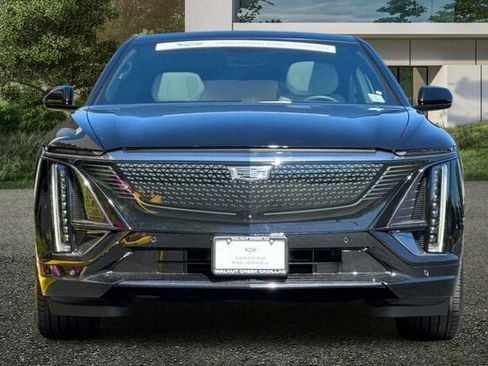 Certified 2024 Cadillac Lyriq Sport AWD/4WD image 9